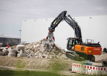 Разрушаващи багери от Hitachi на bauma 2022