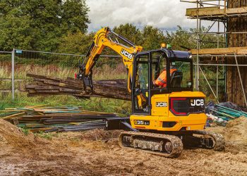 Специални цени на всички минибагери JCB от СИ ЕМ ЕЛ България