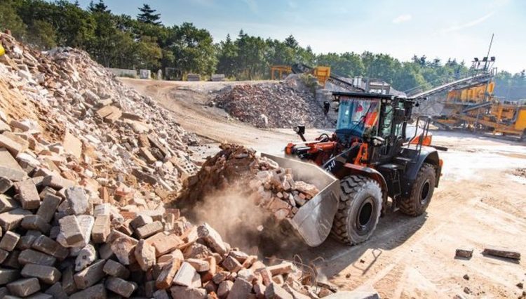 Hitachi ZW220-7, ZW250-7 и ZW310-7 са бестселъри в България