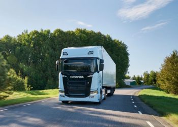 Scania пуска по-мощни електрически камиони за дистрибуция
