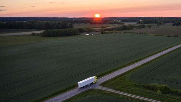 Scania ще работи само със зелени доставчици