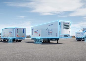 Schmitz Cargobull с фокус върху безопасността със системата за следене на налягането в гумите