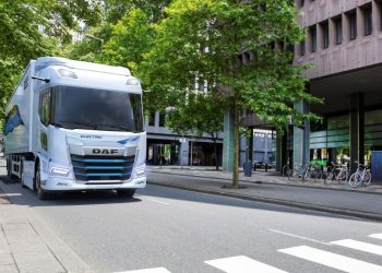 DAF XD и XF Electric ще участват в демонстрационна програма за е-камиони за дълги разстояния