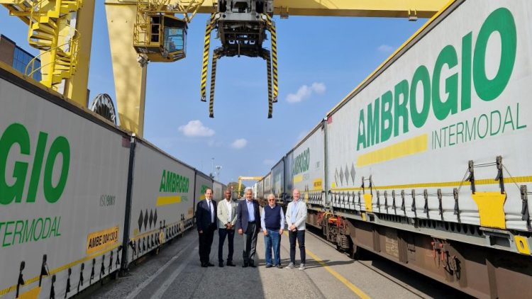 Ambrogio Intermodal и Kässbohrer приключиха голяма сделка