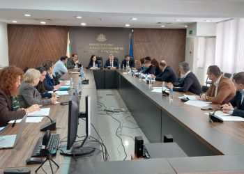 Министър Цеков и НСОРБ обсъдиха финансирането на общинските проекти
