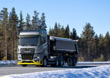 MAN пуска лимитирана серия на водородния камион hTGX
