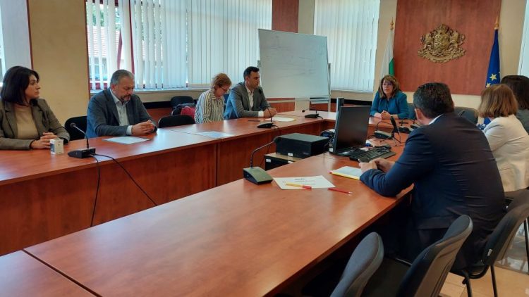 МРРБ дава близо 160 млн. лв. за общински проекти