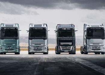 Volvo Trucks показва иновативни камиони и технологии на IAA 2024