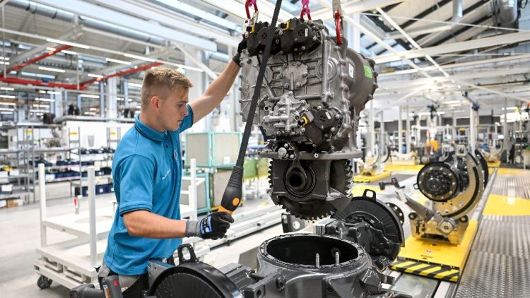 Daimler Truck започна производство на главните компоненти за новия eActros 600