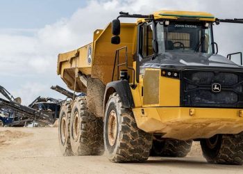 John Deere представи автономни машини на изложението CES