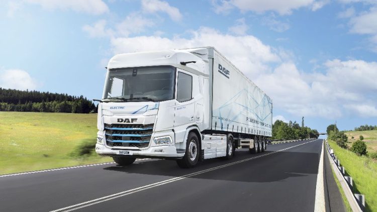 DAF Trucks и TotalEnergies се обединяват за декарбонизацията на автомобилния транспорт