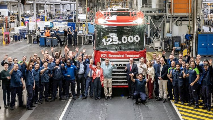 125 000-ният DAF New-Generation слезе от производствената линия