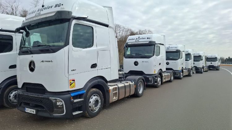 Новият Actros L ProCabin в действие у нас