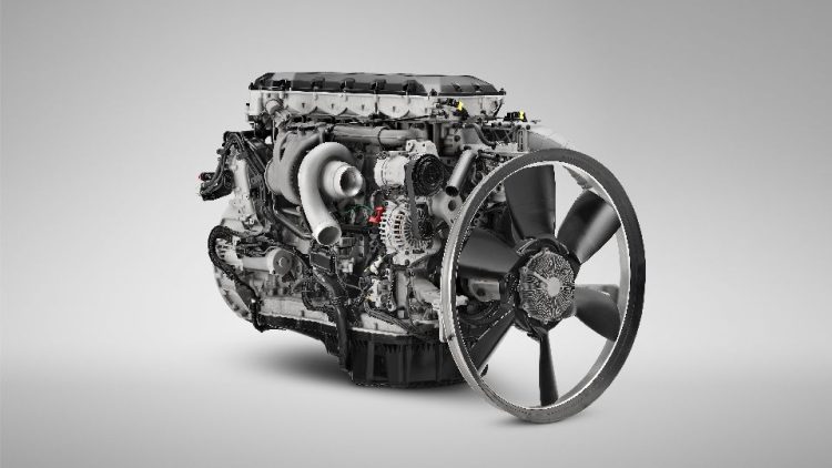 Scania представя по-лекия и ефективен двигател Super 11