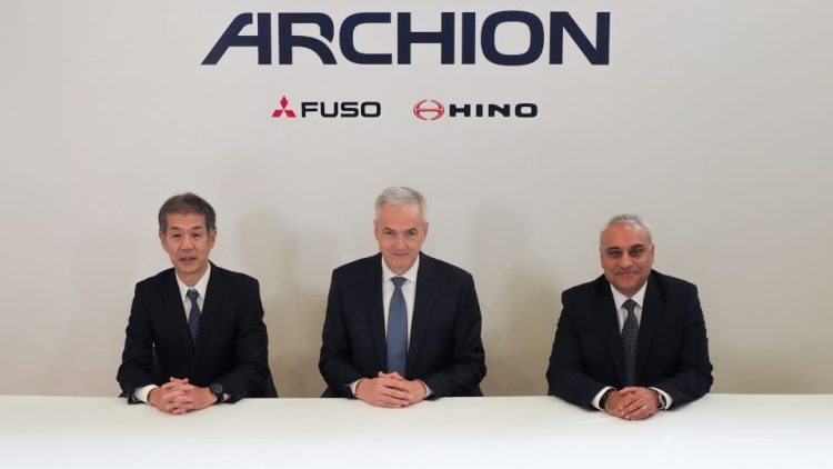ARCHION е дъщерната компания на Mitsubishi Fuso и Hino Motors