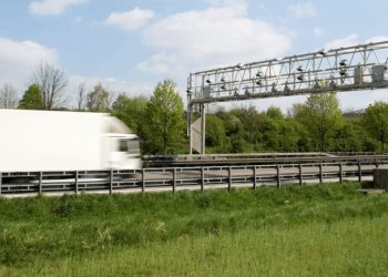 Пътните такси вече надвишават разходите за гориво на превозвачите в Европа