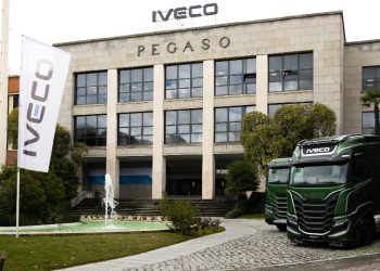 IVECO S-Way Driving Experience 2025: където иновациите се срещат с пътя
