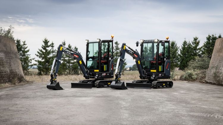 Bobcat представи лимитирана серия мини багери