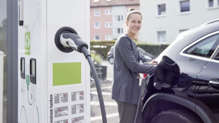 UTA Edenred стартира услугата за зареждане на обществени зарядни станции UTA eCharge в България