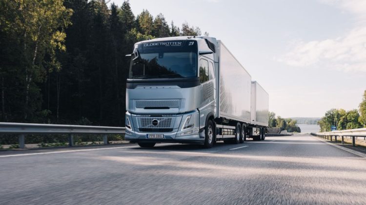 Volvo Trucks продаде 10 000 газови камиона в световен мащаб