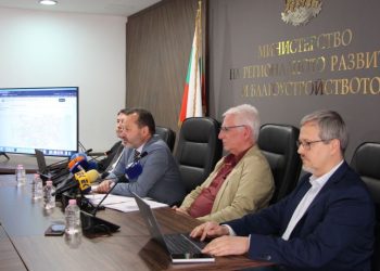 Информационната система за републиканската пътна мрежа на България вече съдържа данни за договори за общо почти 6 млрд. евро