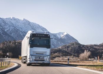 Volvo Trucks пуска изцяло нова платформа за двигатели с вътрешно горене