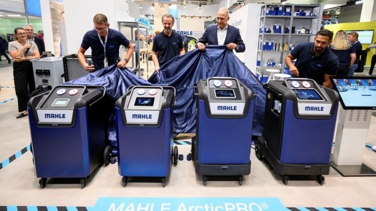 MAHLE представя ново поколение сервизни станции за климатични системи ArcticPRO