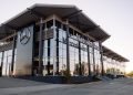 Трилъчата звезда на Mercedes-Benz изгря с нов блясък във Варна